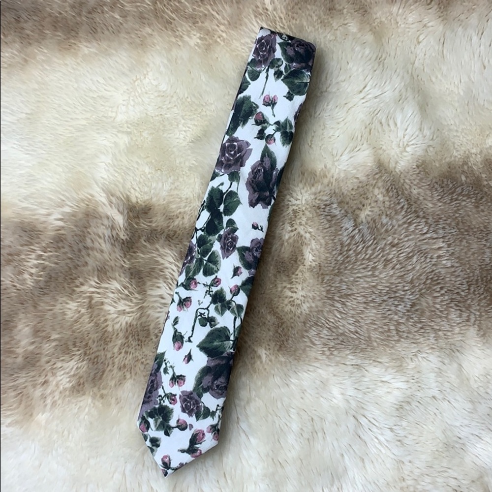 Mumu Weddings Floral Falls Tie - Picture 6 of 8